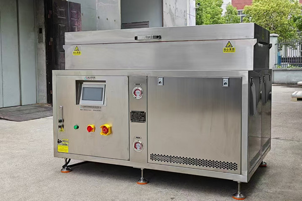 新芝阿弗斯-152℃超低溫淬火冷凍箱，極致低溫技術(shù)開(kāi)啟工業(yè)冷凍新時(shí)代