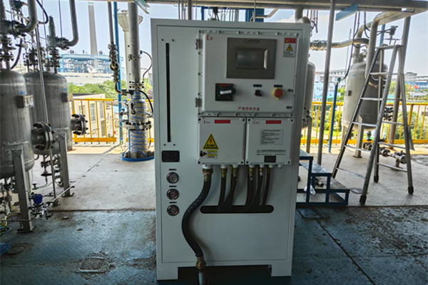 防爆制冷控溫系統(tǒng)與高低溫試驗箱設備實拍圖5